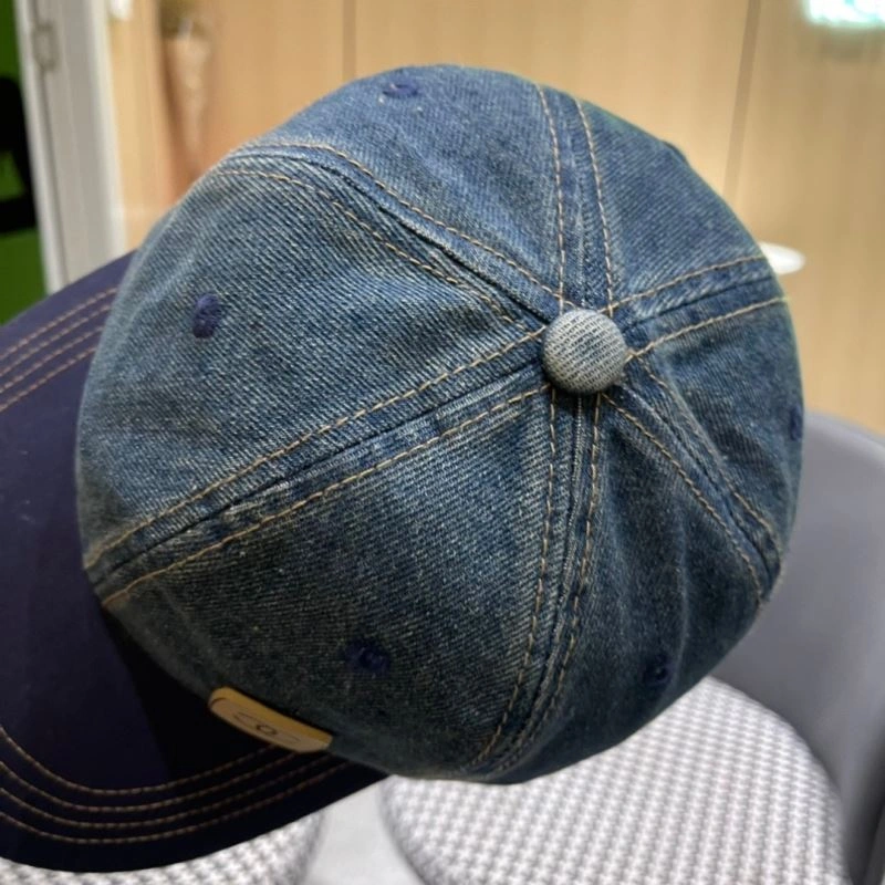 Casual Chanel Caps 260069