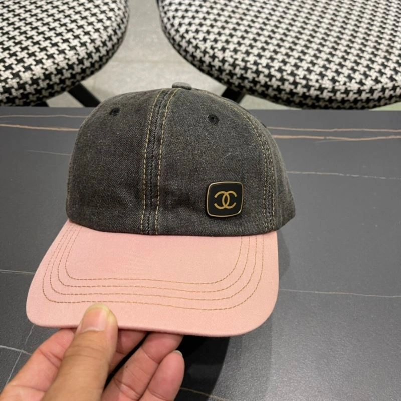 Chanel Caps Attractive 260057