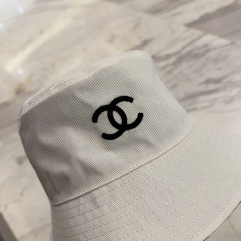 WellDesigned Chanel Caps 260048