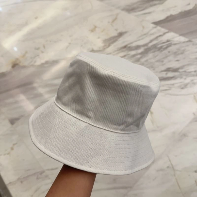 WellDesigned Chanel Caps 260048