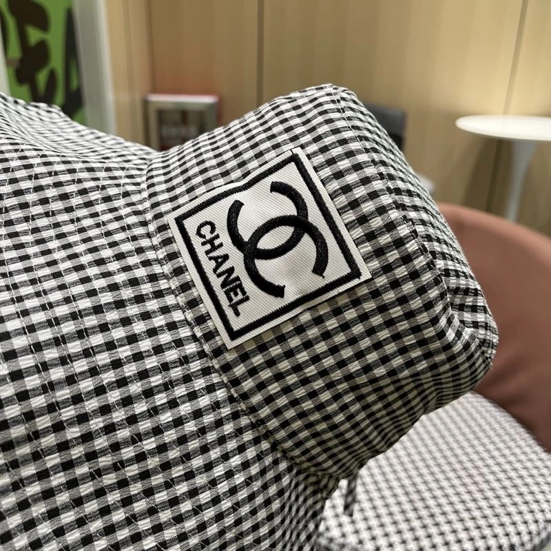 Supportive Chanel Caps 260042