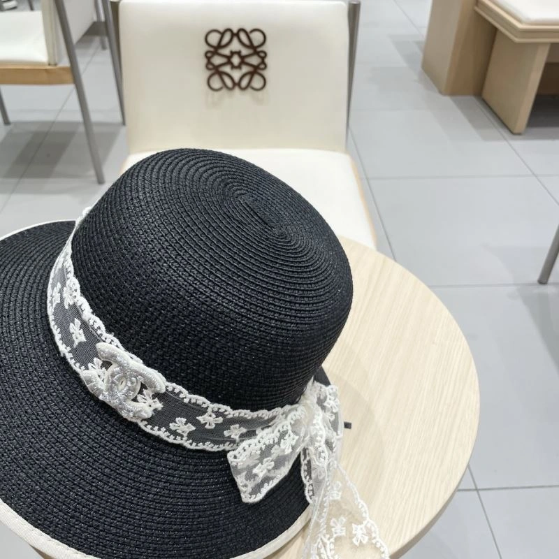 Chanel Caps Sleek 260030