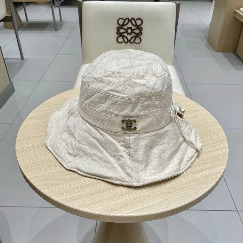 Elegant Chanel Caps 260014