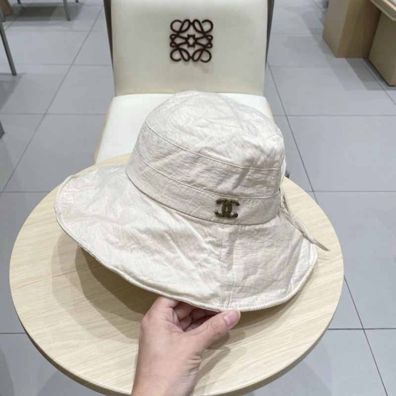 Elegant Chanel Caps 260014