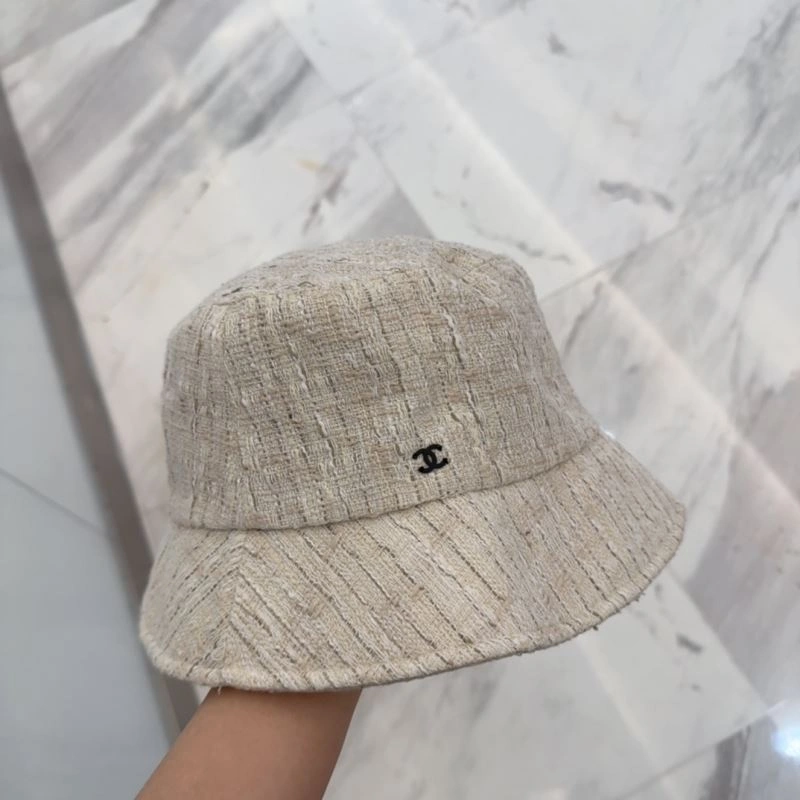 Elegant Chanel Caps 260005