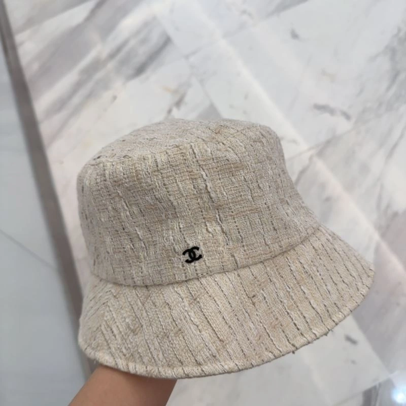 Elegant Chanel Caps 260005