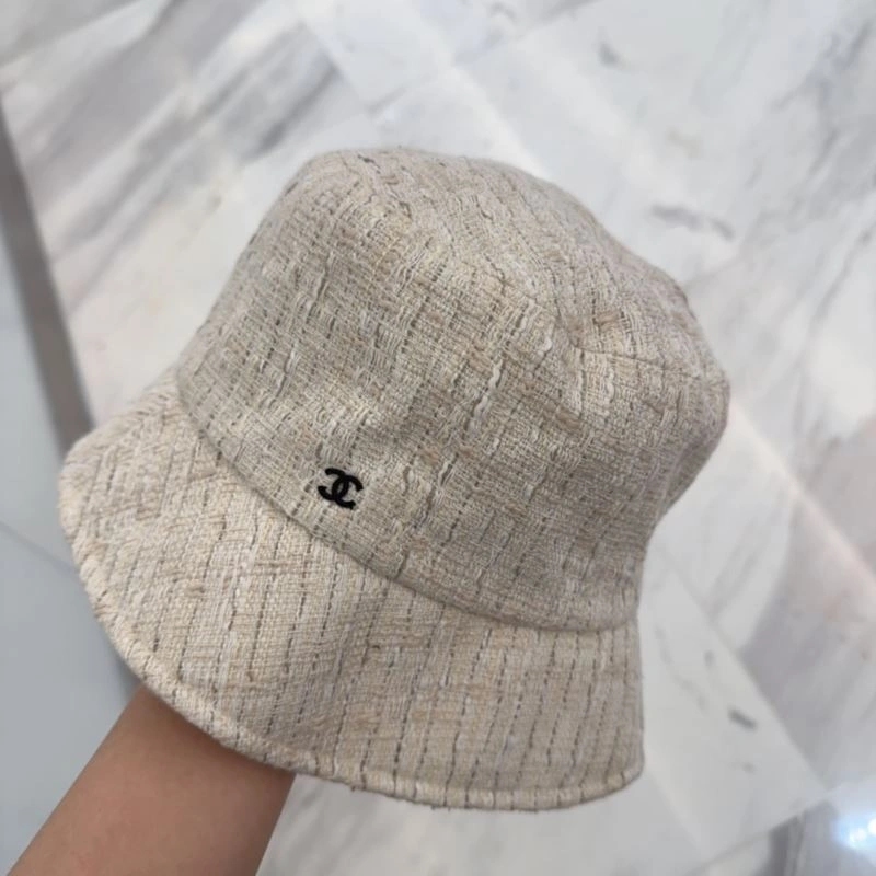 Elegant Chanel Caps 260005