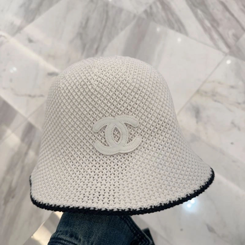 Chanel Caps Cozy 260003