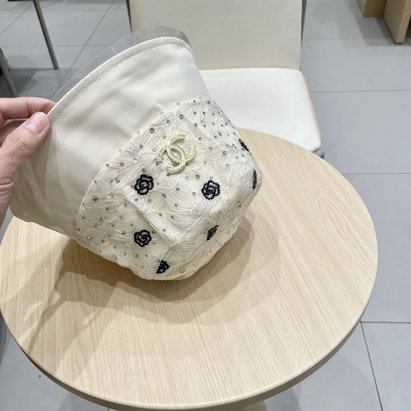 Chanel Caps Trendy 260001