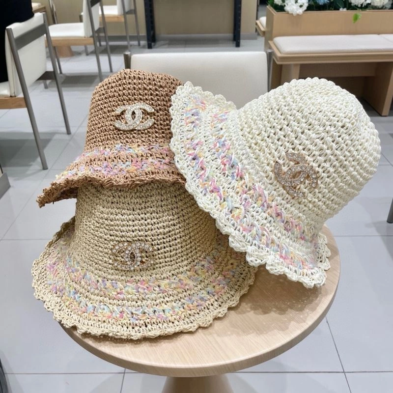 Chanel Caps Elegant 259989