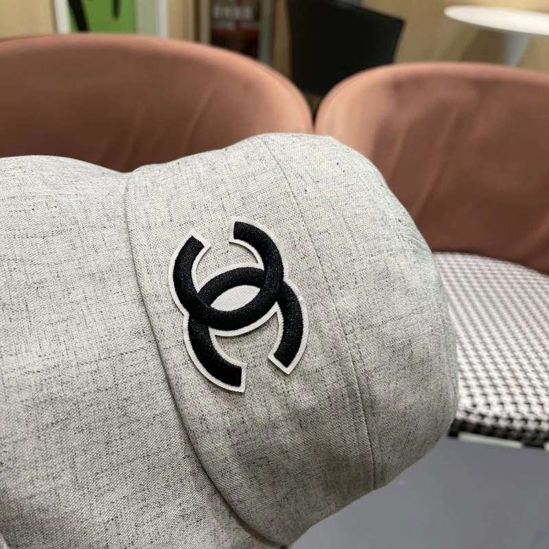 Compact Chanel Caps 259962