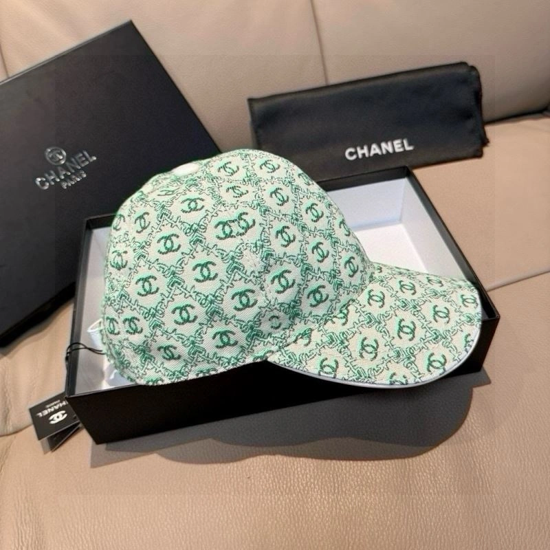 Chanel Caps Elegant 259934