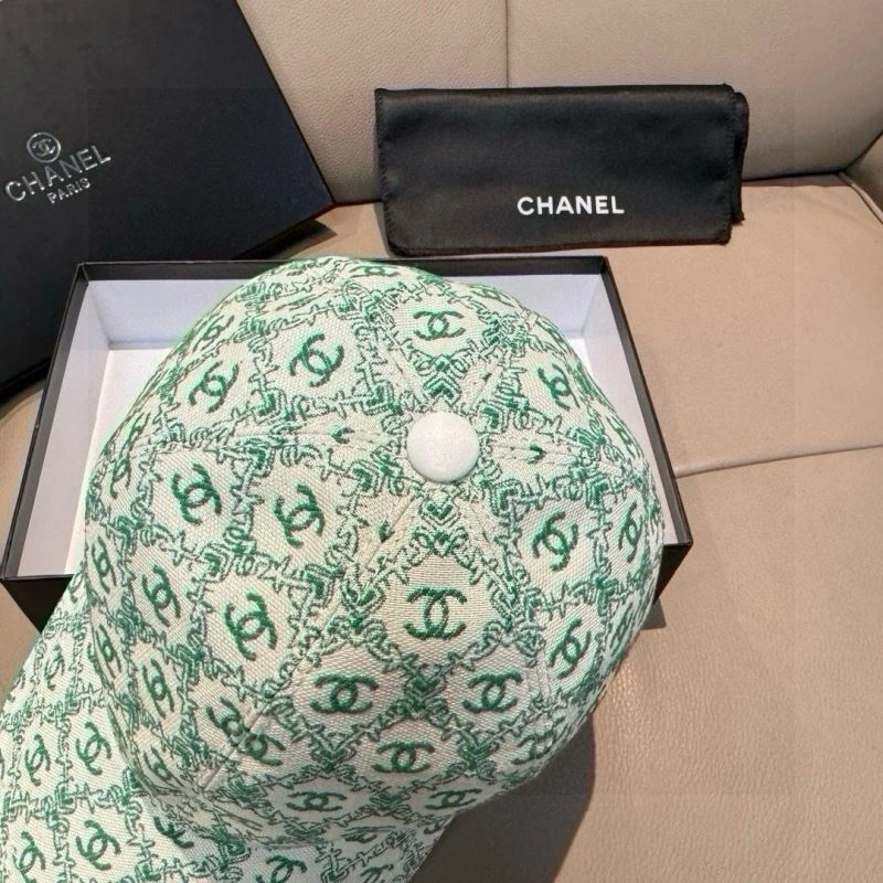 Chanel Caps Elegant 259934