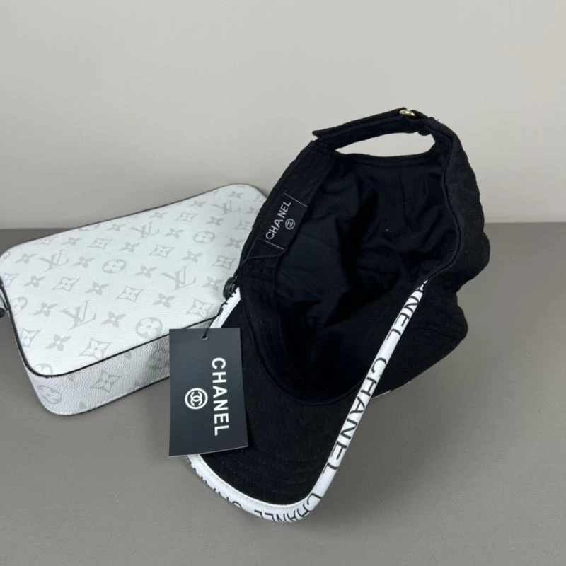 Breathable Chanel Caps 259946