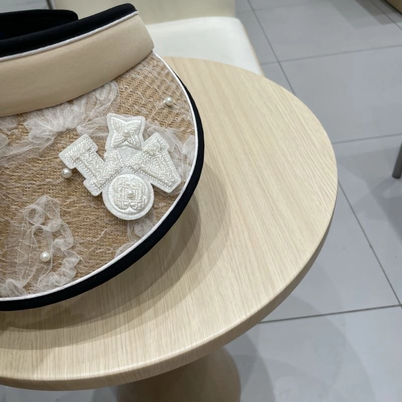 ComfortFit Chanel Caps 259917