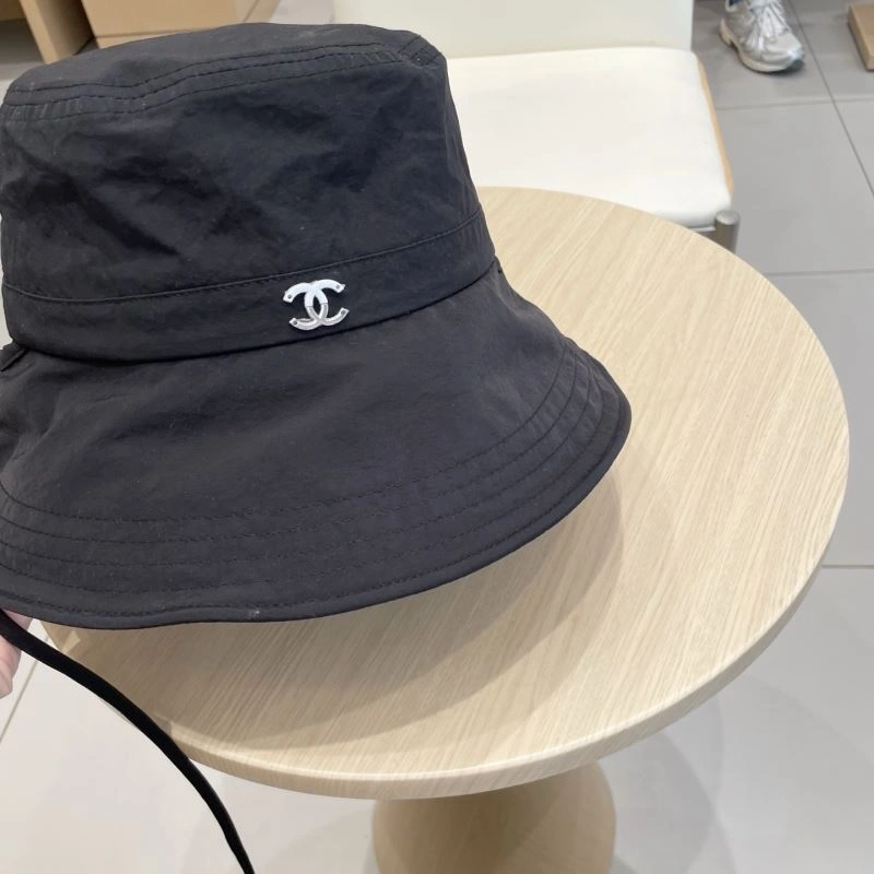 Bright Chanel Caps 259910