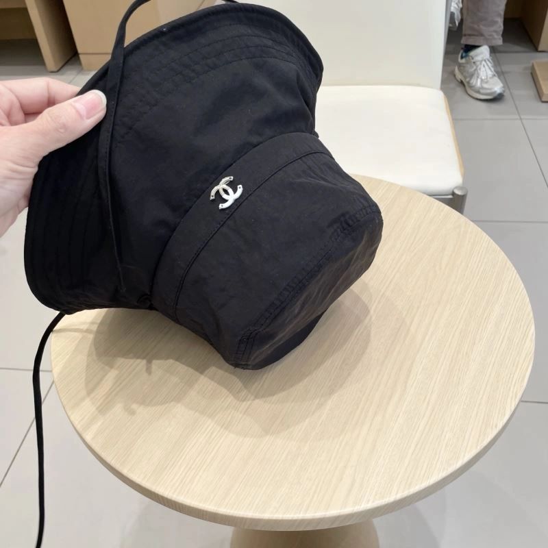 Bright Chanel Caps 259910