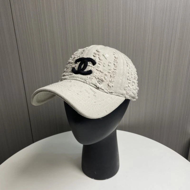 Elegant Chanel Caps 259881