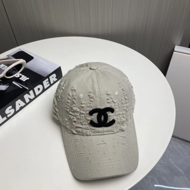 Elegant Chanel Caps 259881
