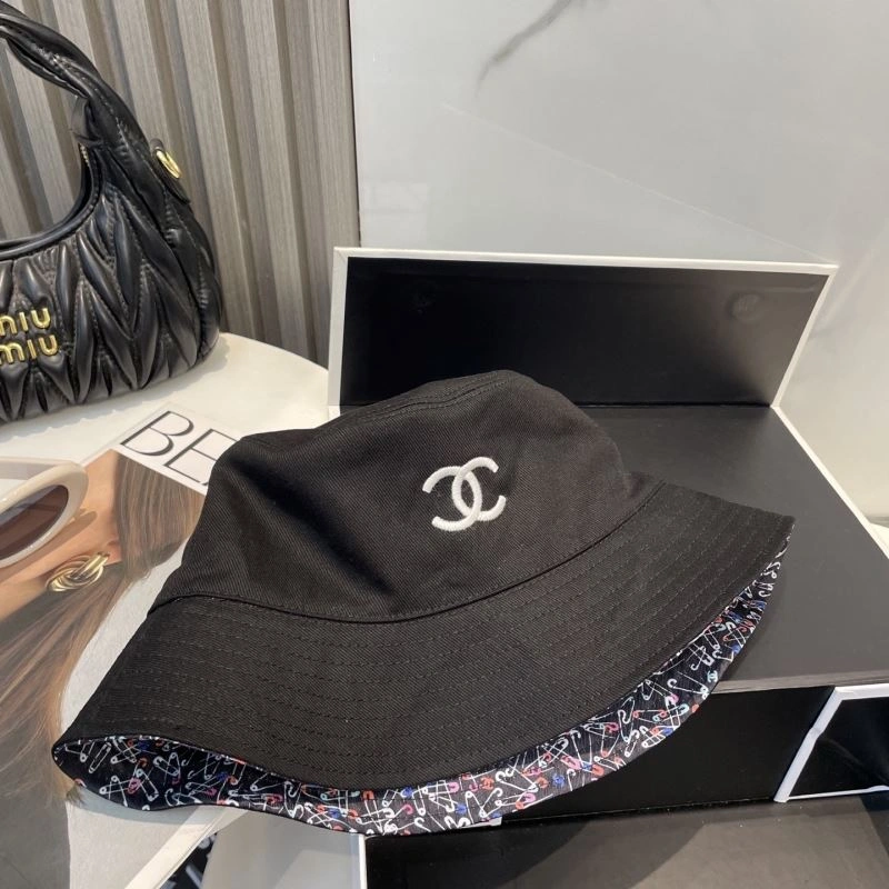 Chic Chanel Caps 259887