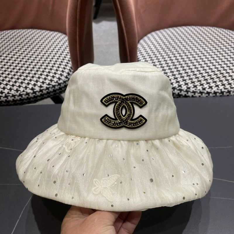 Chanel Caps Refined 259838