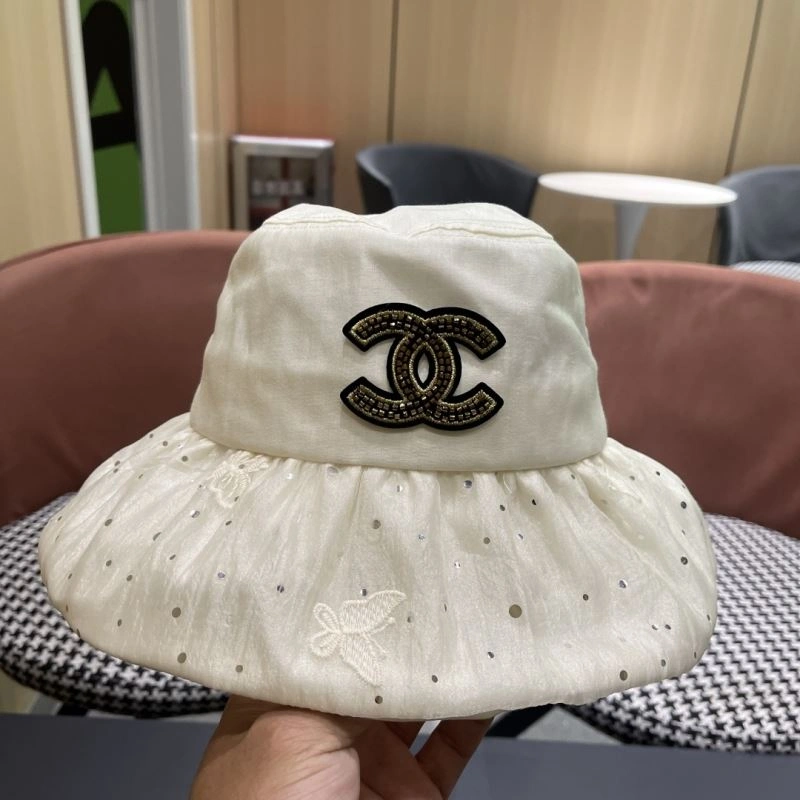 Chanel Caps Refined 259838