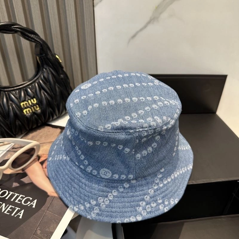 Lightweight Chanel Caps 259852