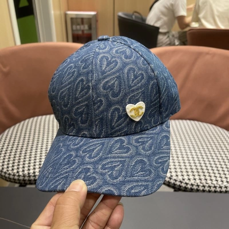 Chanel Caps TechFriendly 259811
