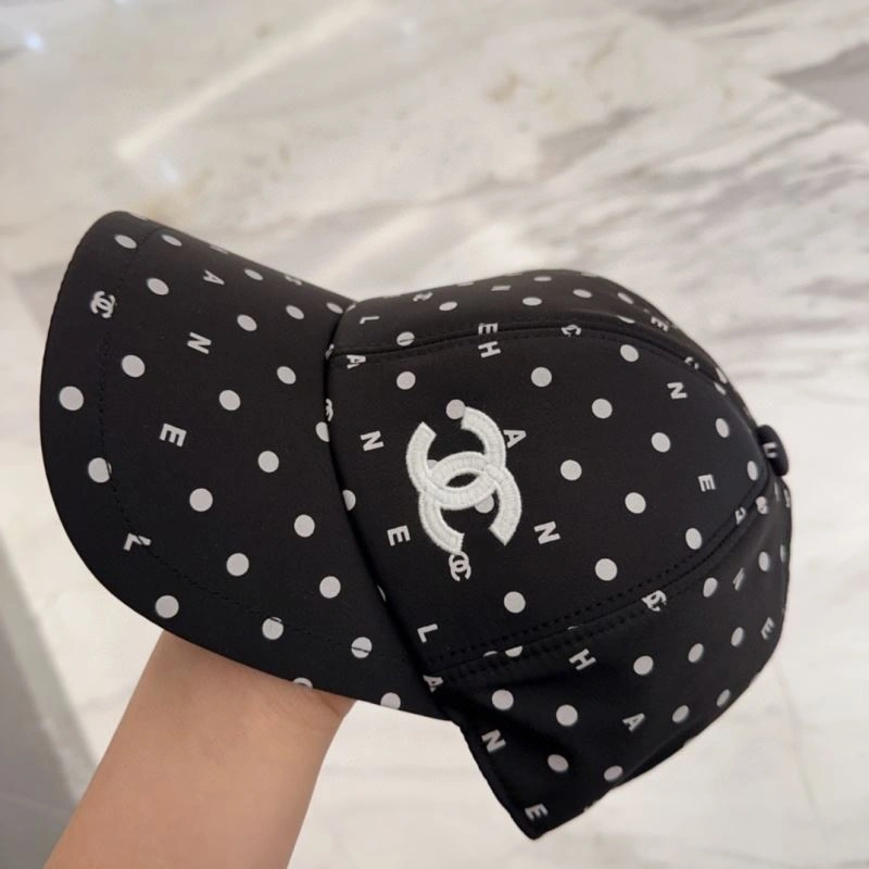 Chanel Caps StreetReady 259800