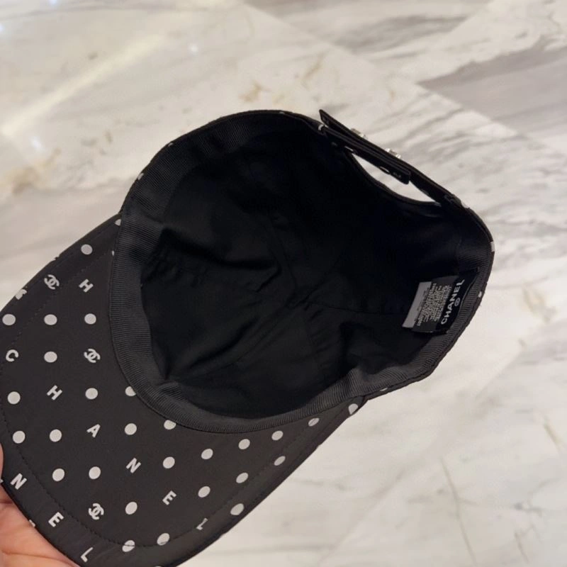 Chanel Caps StreetReady 259800