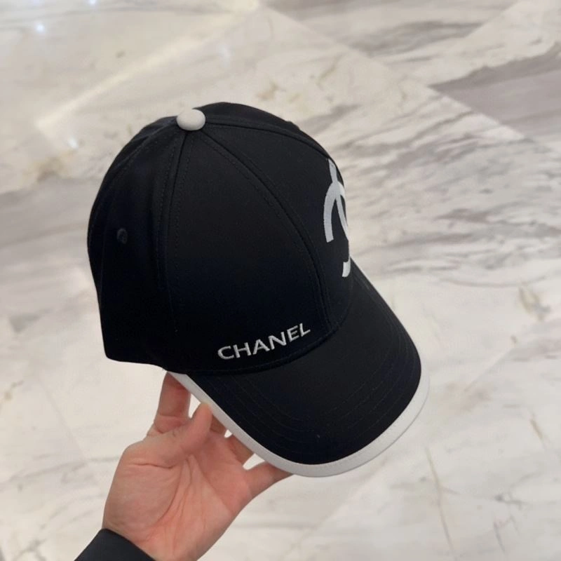 Casual Chanel Caps 259806