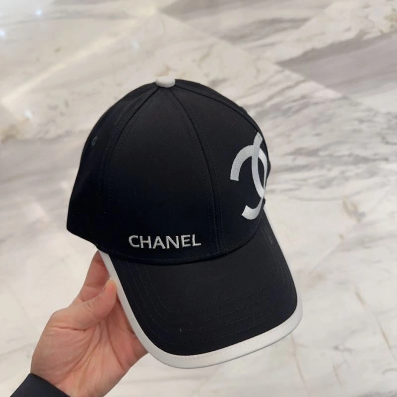 Casual Chanel Caps 259806