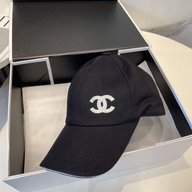 Chanel Caps Chic 259785