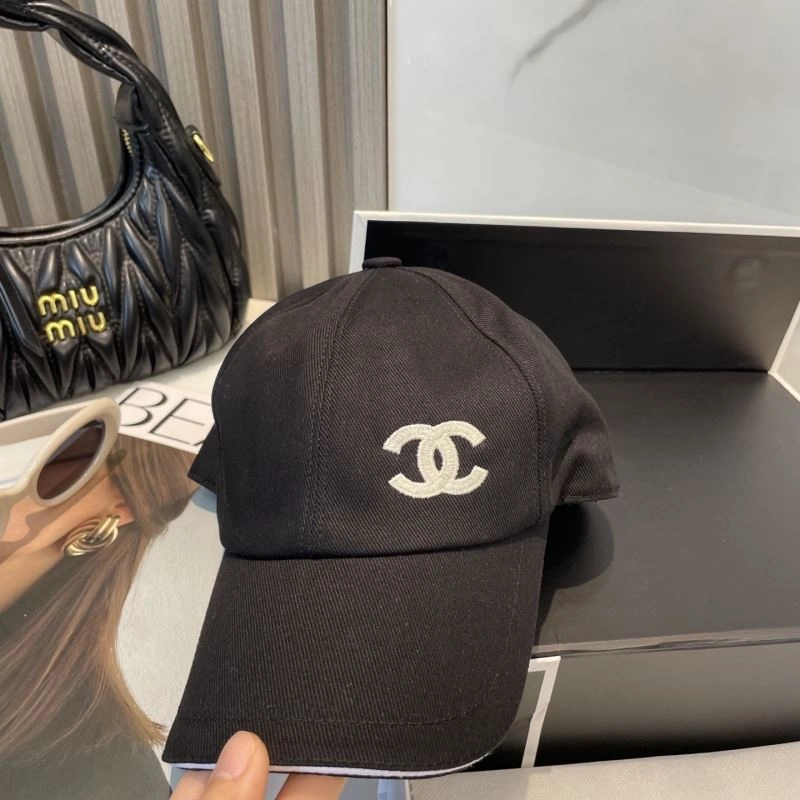 Chanel Caps Chic 259785