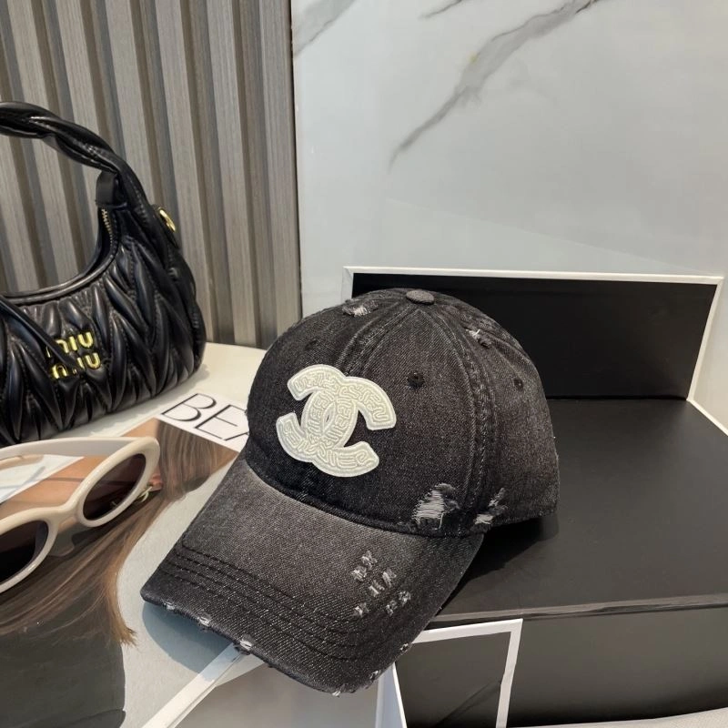 ZipUp Chanel Caps 259766