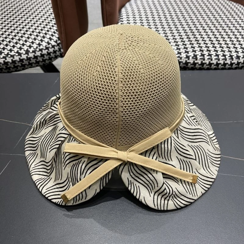WellDesigned Chanel Caps 259737