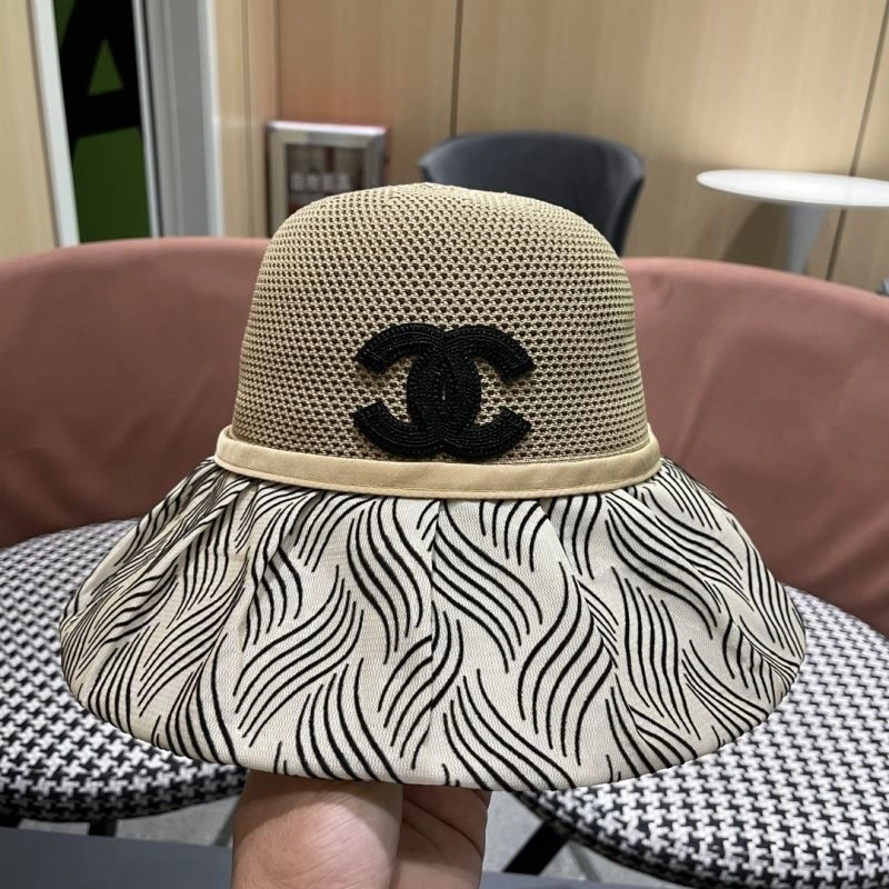 WellDesigned Chanel Caps 259737