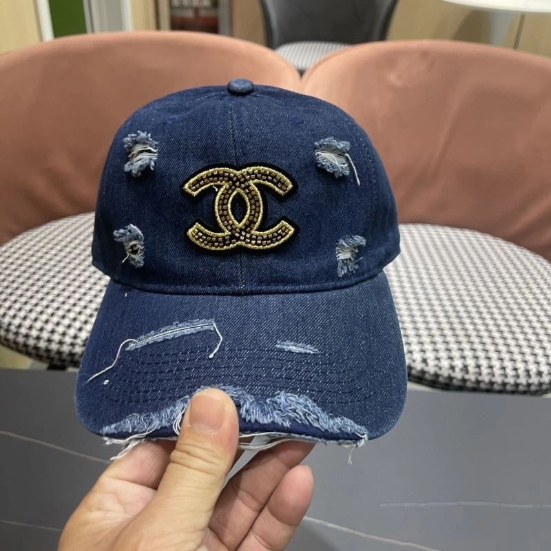 Chanel Caps Minimalist 259734