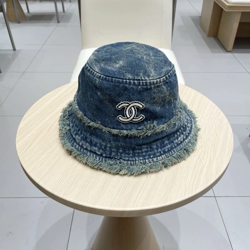 Chanel Caps Compact 259708