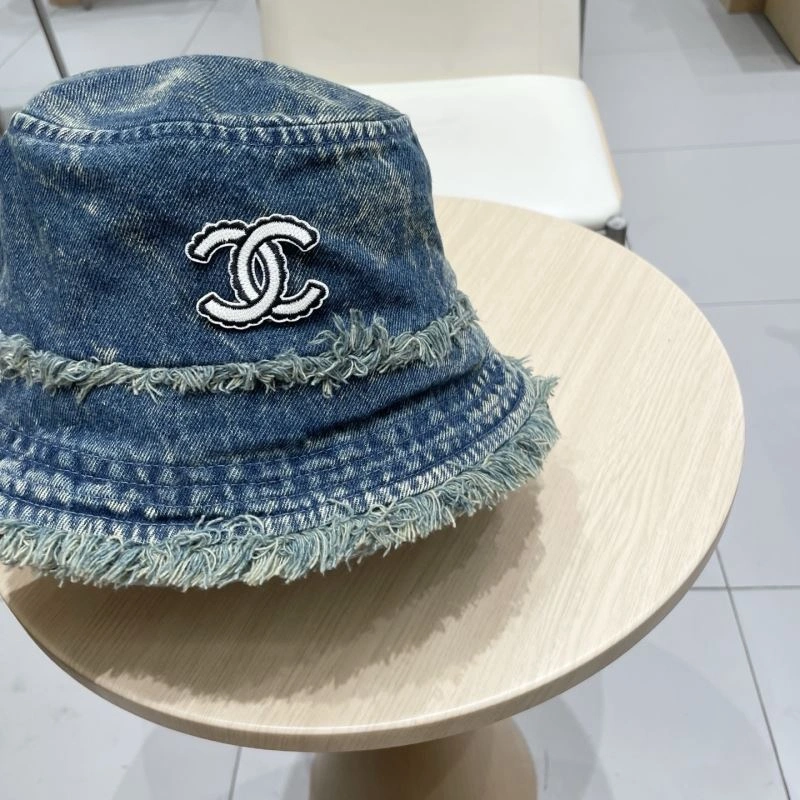 Chanel Caps Compact 259708