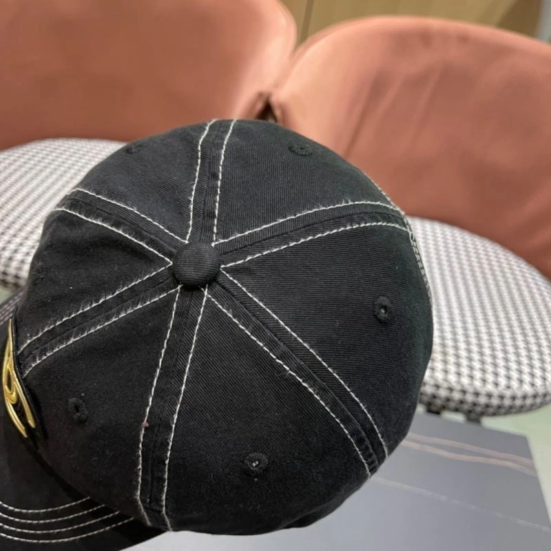 UrbanStyle Chanel Caps 259656