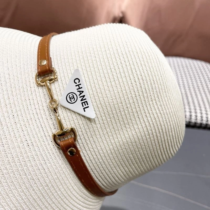 Minimalist Chanel Caps 259653