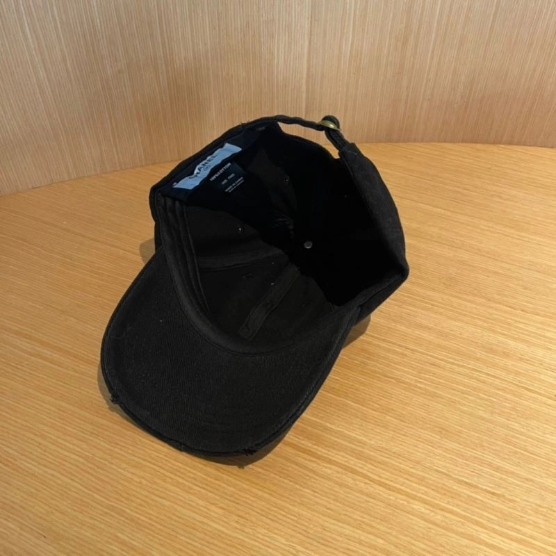 Chic Chanel Caps 259622