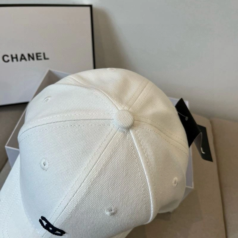 Bright Chanel Caps 259601