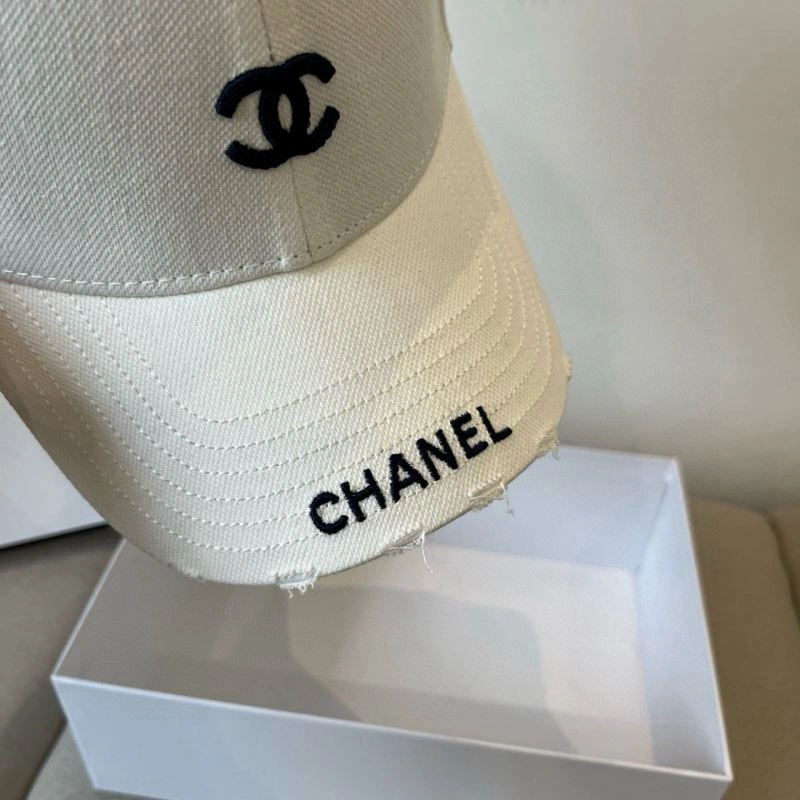 Bright Chanel Caps 259601
