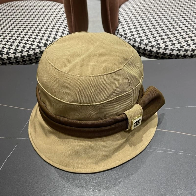 Chanel Caps UrbanChic 259594