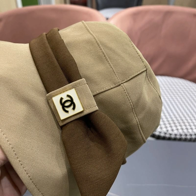Chanel Caps UrbanChic 259594