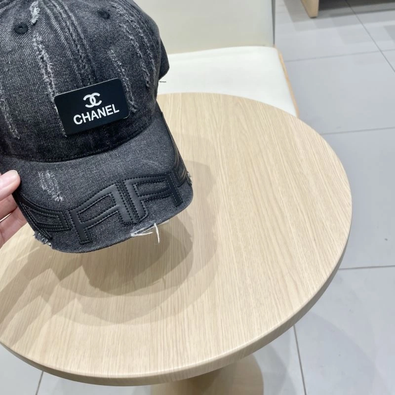 Breathable Chanel Caps 259586
