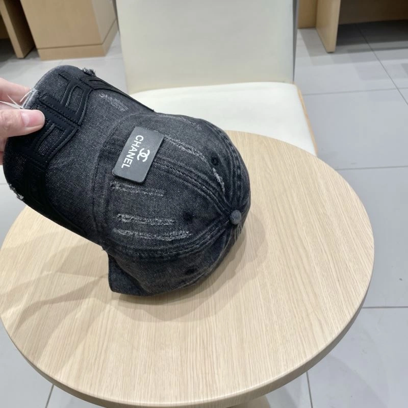 Breathable Chanel Caps 259586