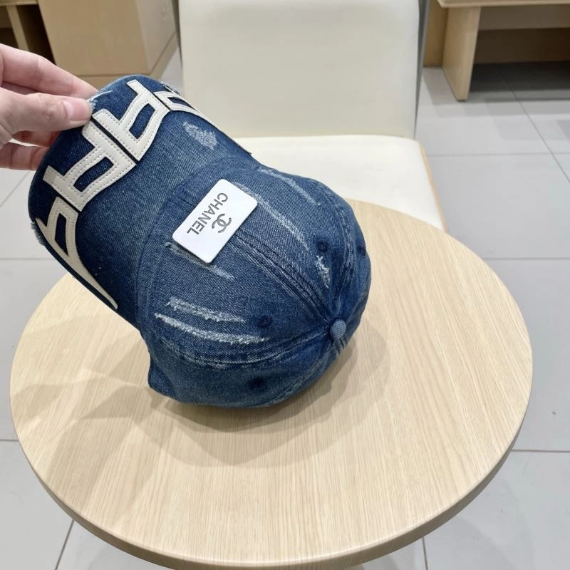 Comfortable Chanel Caps 259591